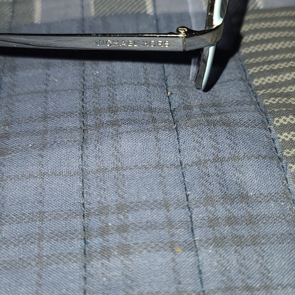 Michael kors sunglasses - Picture 6 of 8